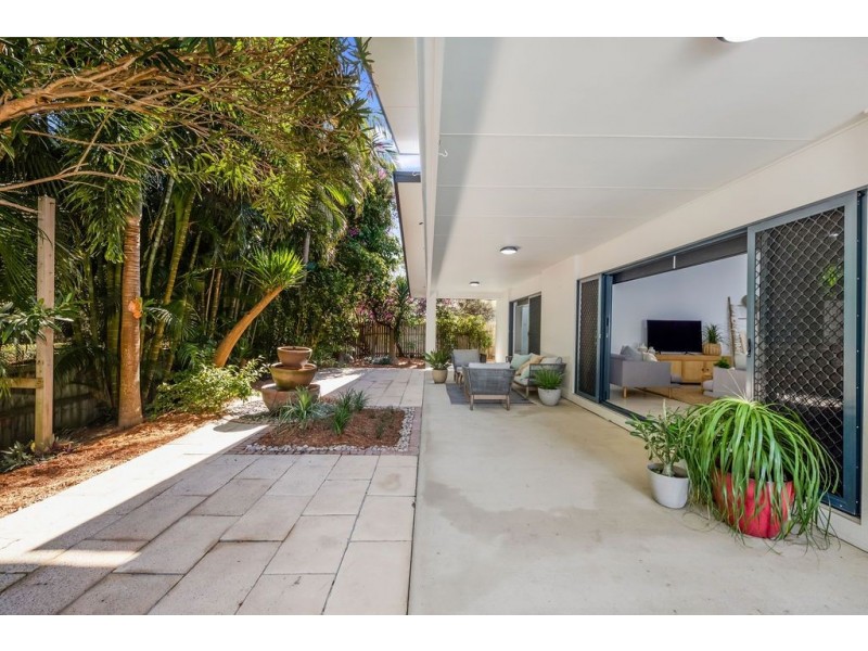 25 Riviera Crescent, Peregian Springs QLD 4573