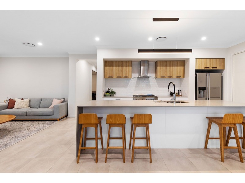 83 Augusta Circuit, Peregian Springs QLD 4573