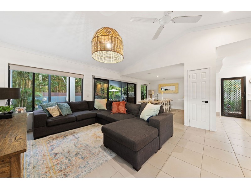 42 Warran Road, Yaroomba QLD 4573