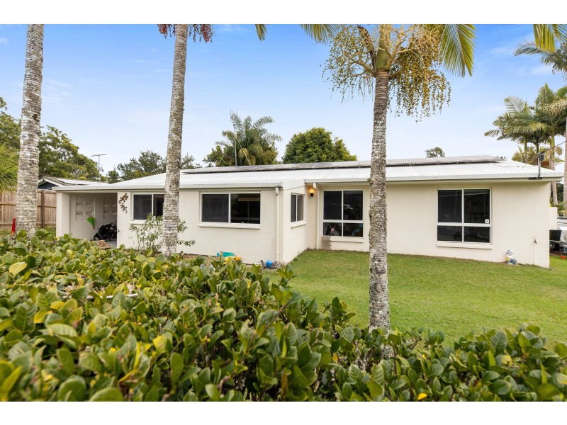 4 Cascade Drive, Yandina QLD 4561