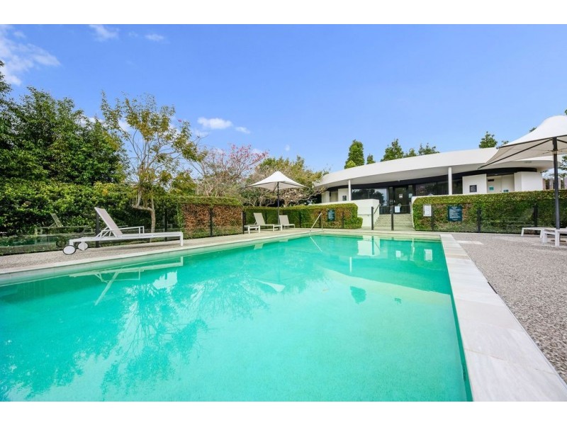 2 Curlew Way, Peregian Springs QLD 4573