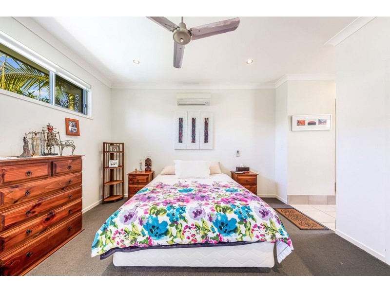 16 Selkirk Way, Peregian Springs QLD 4573