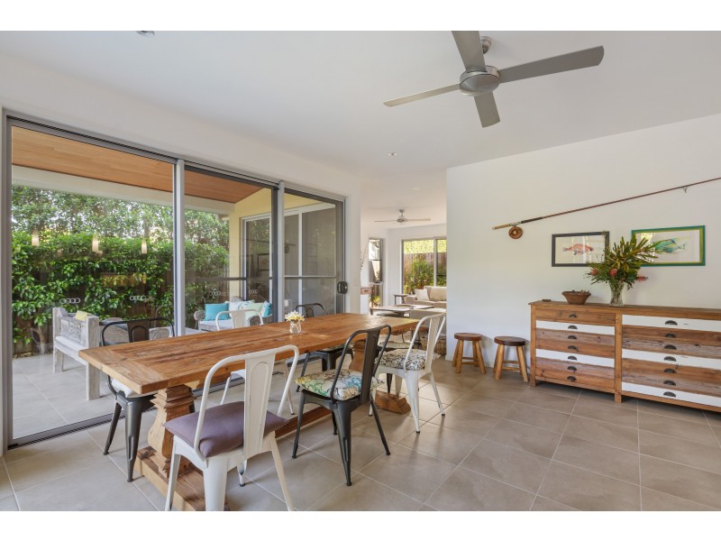 10 Beach Haven Place, Mount Coolum QLD 4573