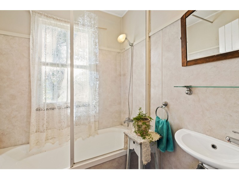 19 Henry Street, Cooran QLD 4569