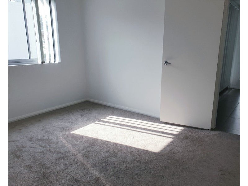 17/14 Peggy Street, Mays Hill NSW 2145