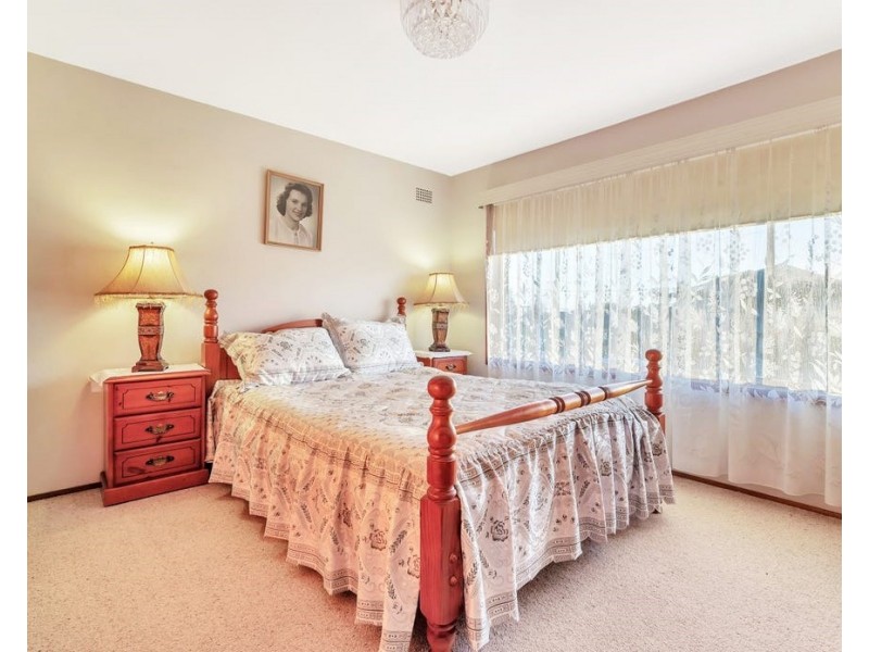1 Gardiner Crescent, Fairfield West NSW 2165