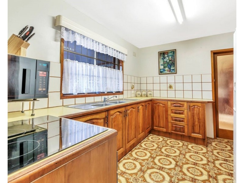 1 Gardiner Crescent, Fairfield West NSW 2165