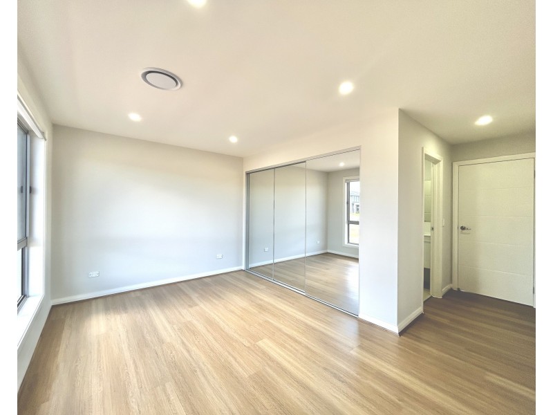 5 Daines Glade, Riverstone NSW 2765