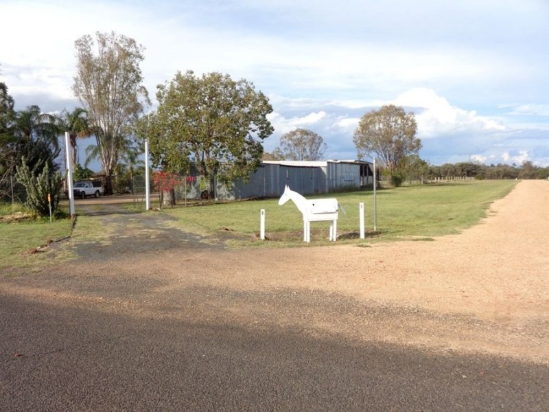10 Forrest Street, Drillham QLD 4424