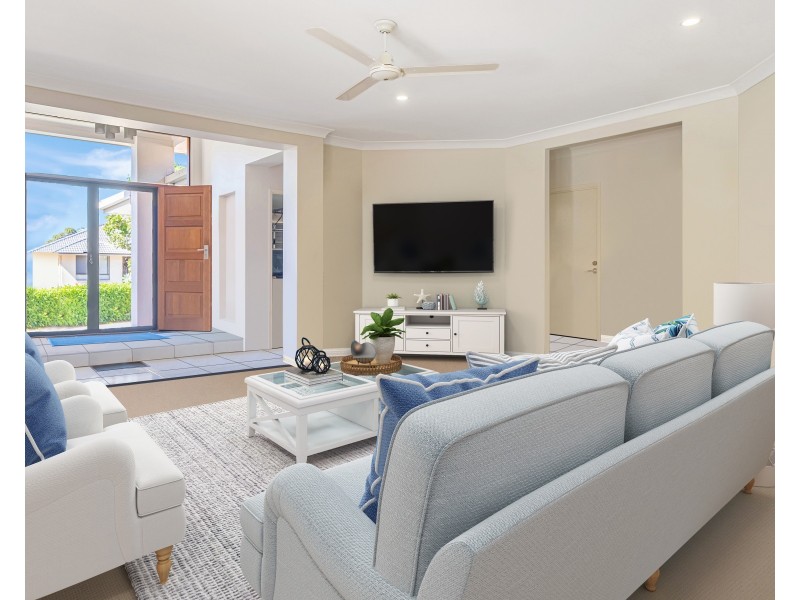 68 Prestwick Drive, Twin Waters QLD 4564