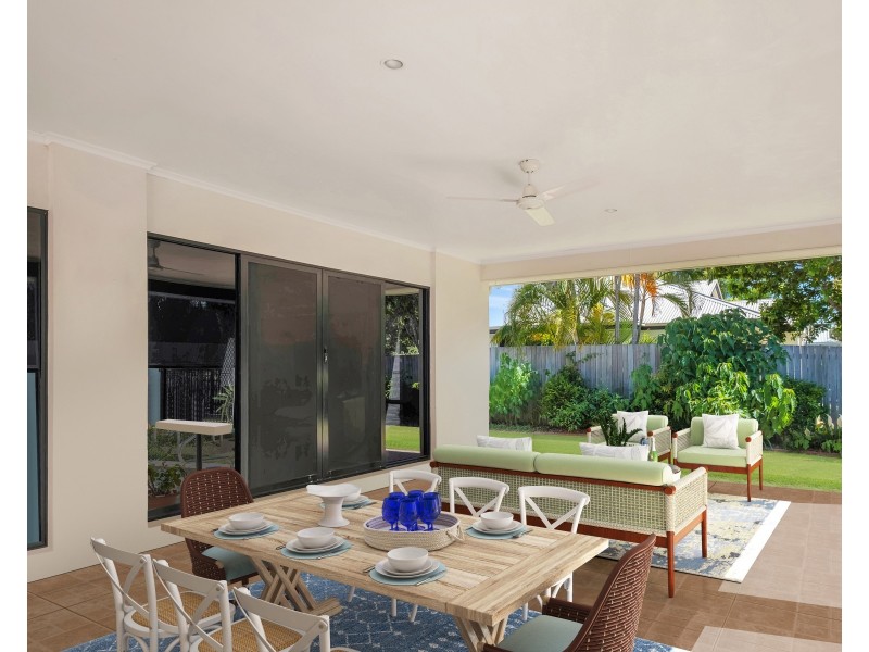68 Prestwick Drive, Twin Waters QLD 4564