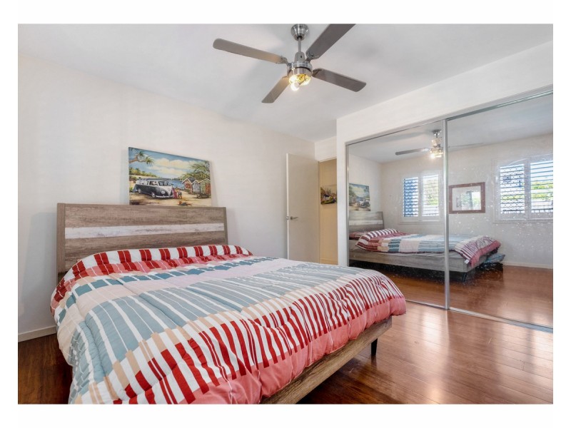 1/10 Deborah Cls, Mudjimba QLD 4564