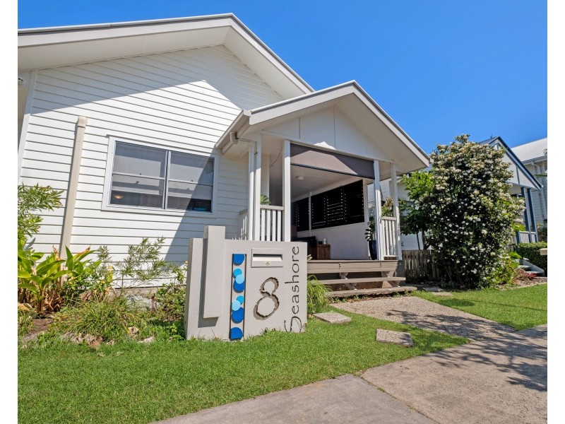 8 Seashore Street, Marcoola QLD 4564