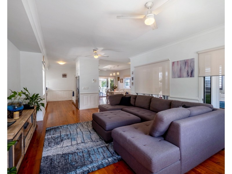 8 Seashore Street, Marcoola QLD 4564