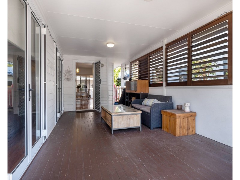 8 Seashore Street, Marcoola QLD 4564