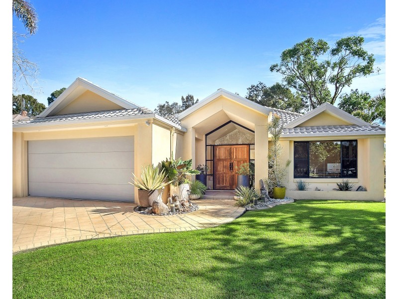 42 Wattlebird Drive, Twin Waters QLD 4564