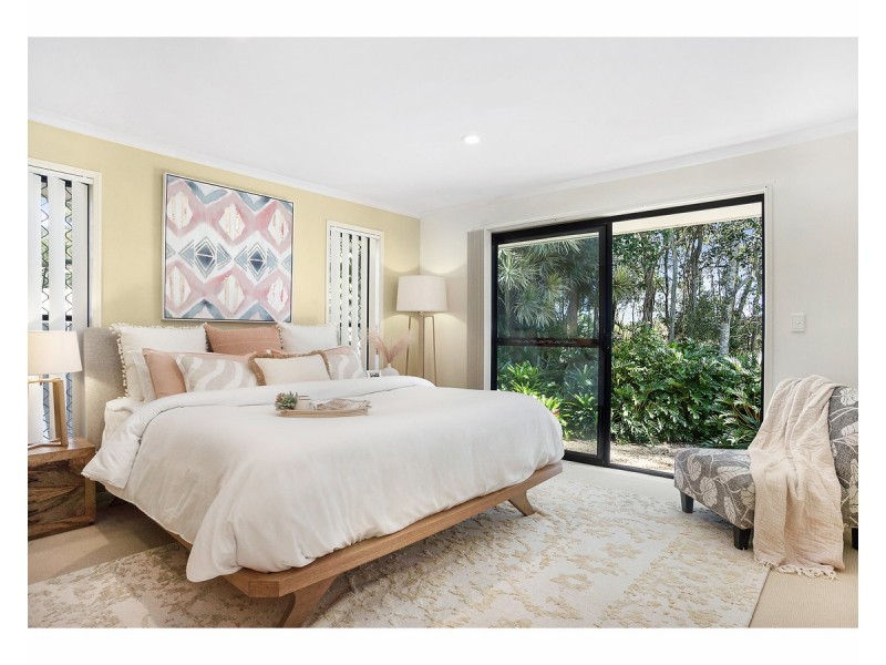 42 Wattlebird Drive, Twin Waters QLD 4564