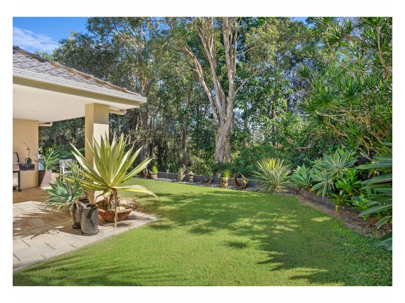 42 Wattlebird Drive, Twin Waters QLD 4564
