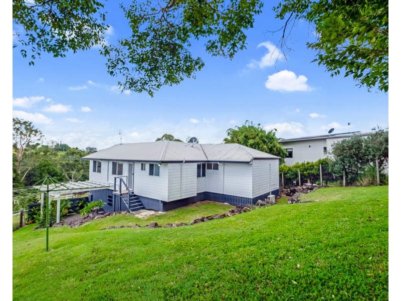 32 Yvonne Street, Highworth QLD 4560
