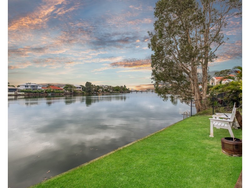 7 Tamarind Place, Twin Waters QLD 4564