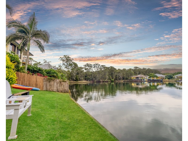 7 Tamarind Place, Twin Waters QLD 4564