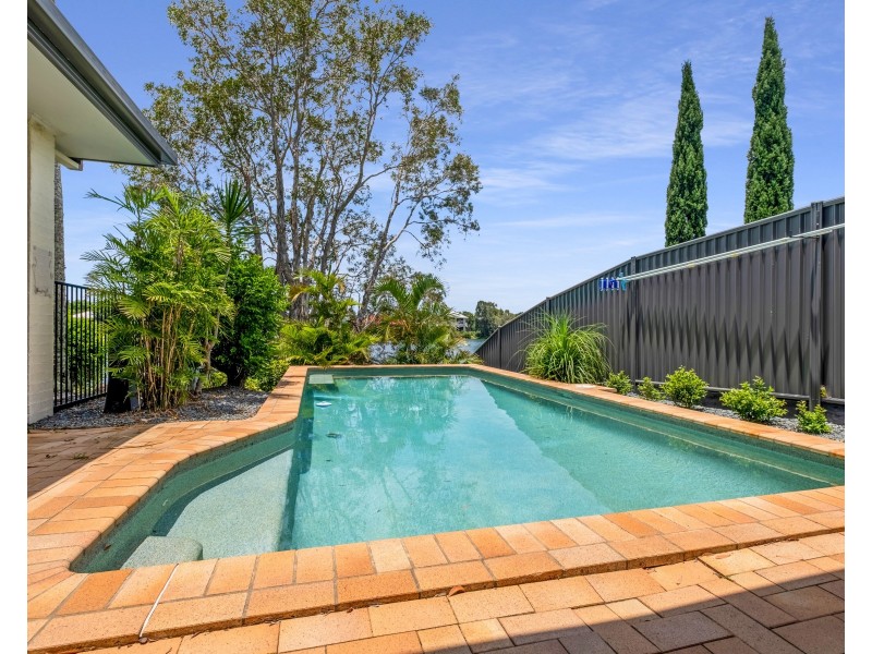 7 Tamarind Place, Twin Waters QLD 4564