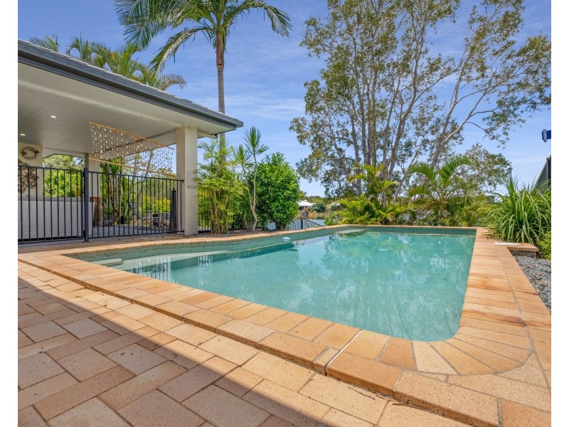 7 Tamarind Place, Twin Waters QLD 4564