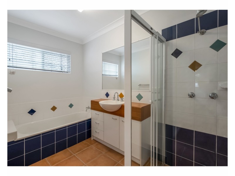 4 Highgrove Circuit, Peregian Springs QLD 4573