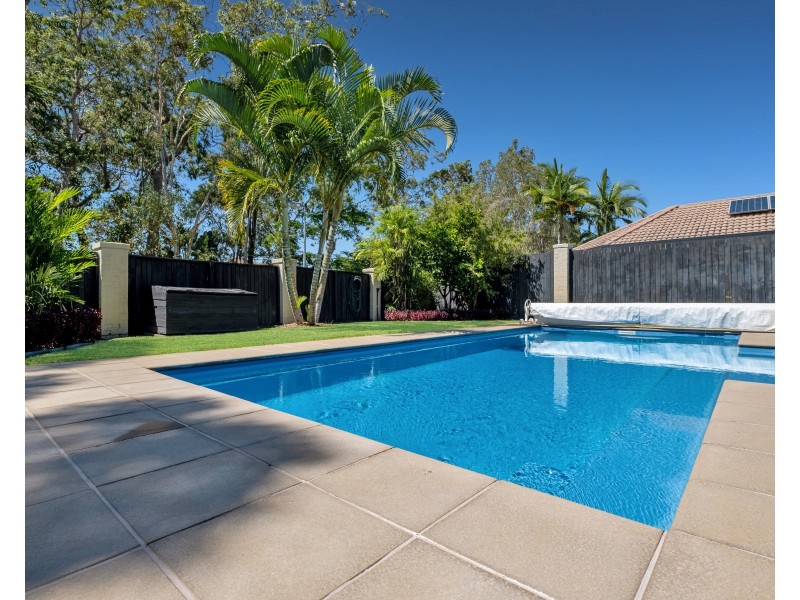 20 Cooloola Place, Twin Waters QLD 4564