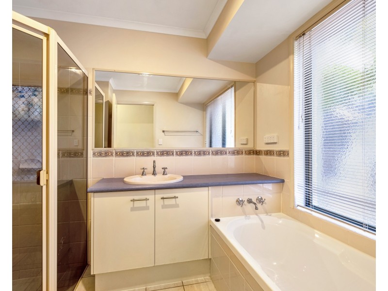 20 Cooloola Place, Twin Waters QLD 4564