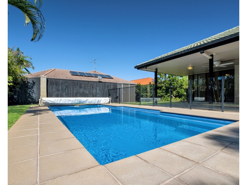20 Cooloola Place, Twin Waters QLD 4564