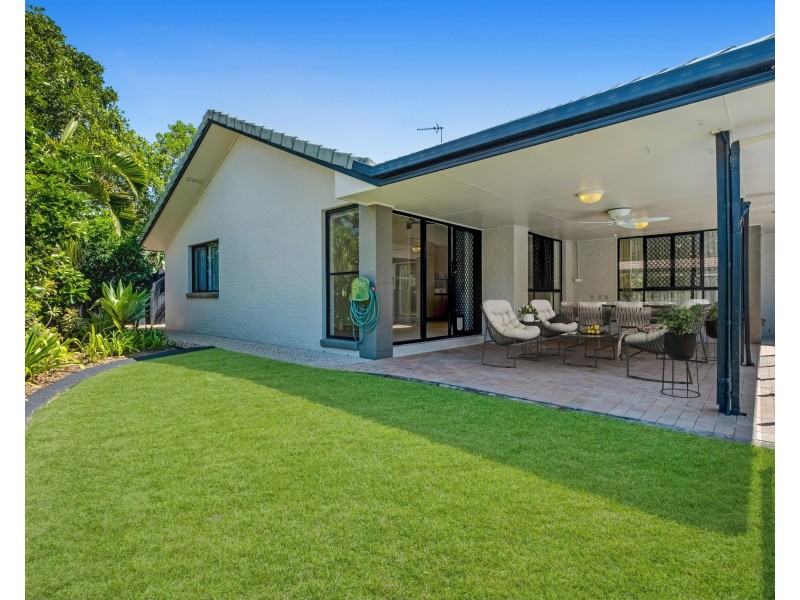 20 Cooloola Place, Twin Waters QLD 4564