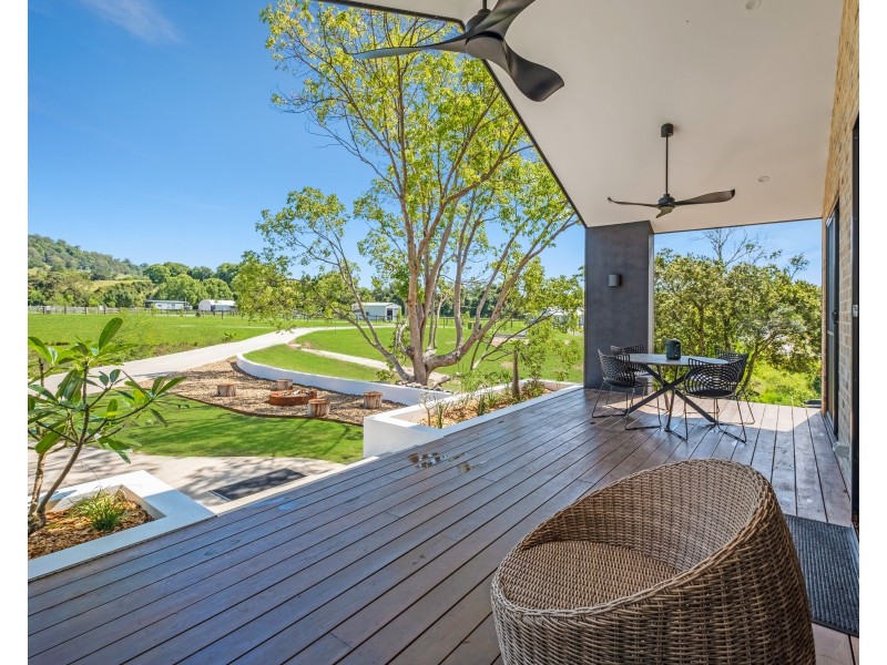 60 Yvonne Street, Highworth QLD 4560