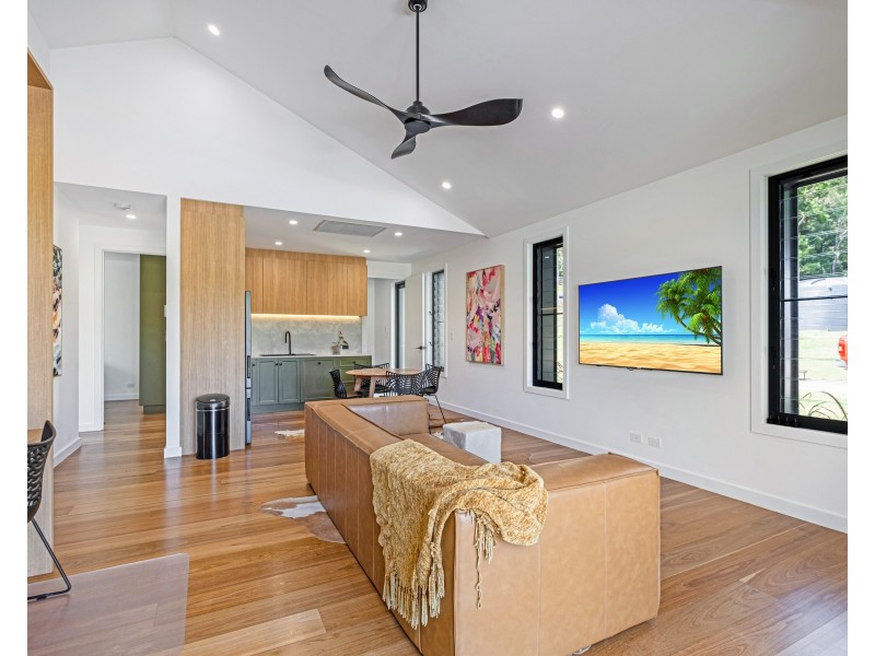 60 Yvonne Street, Highworth QLD 4560