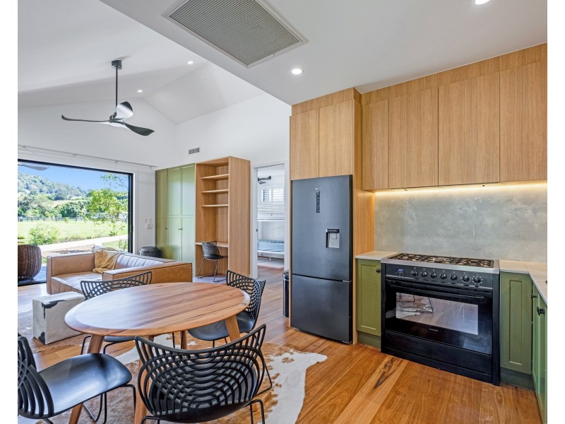 60 Yvonne Street, Highworth QLD 4560