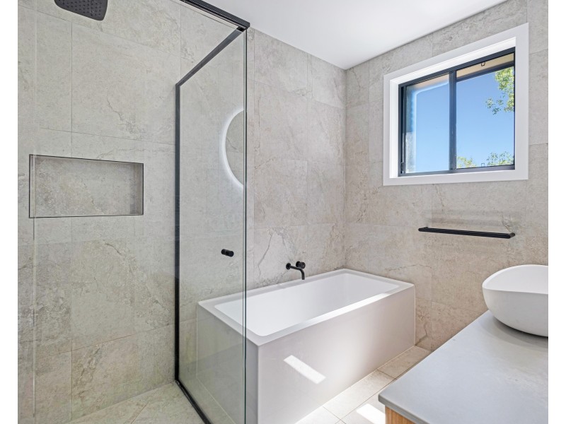 60 Yvonne Street, Highworth QLD 4560