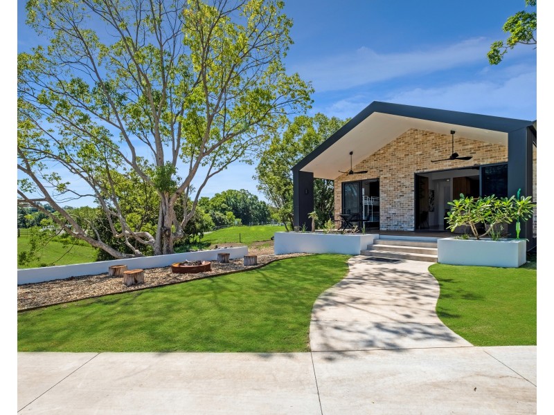 60 Yvonne Street, Highworth QLD 4560