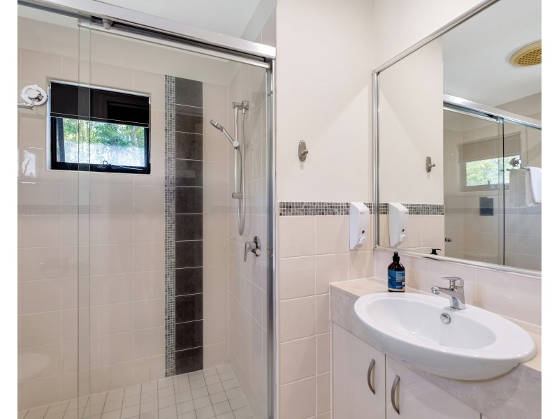 2/7 Deborah Close, Mudjimba QLD 4564