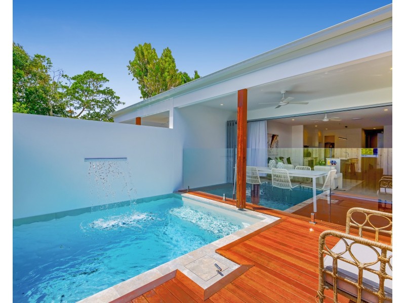1/4 Sundew Street, Mudjimba QLD 4564
