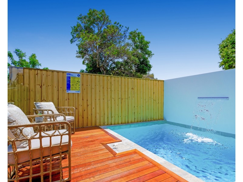 1/4 Sundew Street, Mudjimba QLD 4564