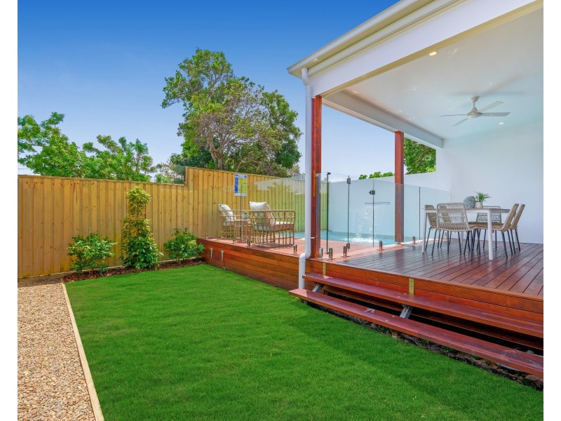 1/4 Sundew Street, Mudjimba QLD 4564