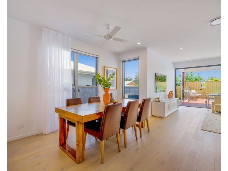 1/4 Sundew Street, Mudjimba QLD 4564