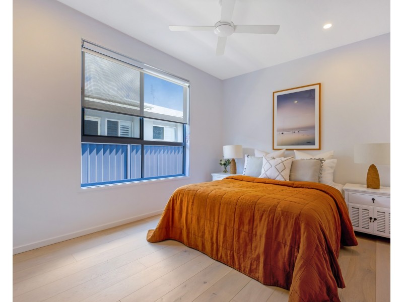 1/4 Sundew Street, Mudjimba QLD 4564