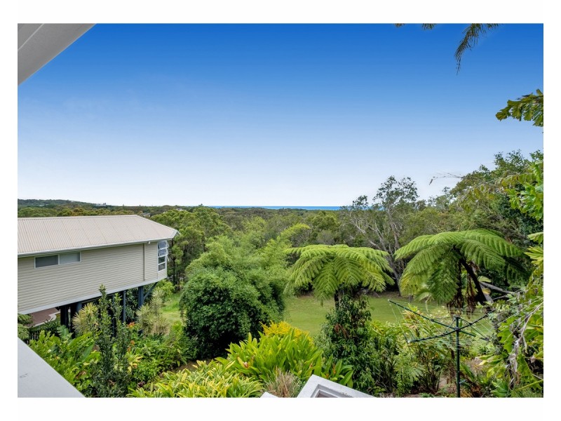 5 Arlington Court, Mount Coolum QLD 4573