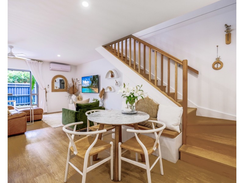 2/1A Regatta Boulevard, Wurtulla QLD 4575