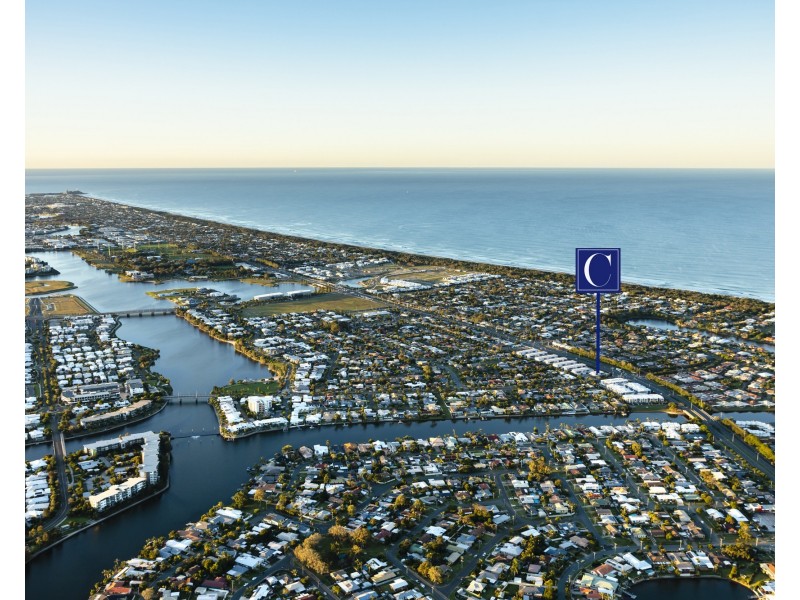 2/1A Regatta Boulevard, Wurtulla QLD 4575