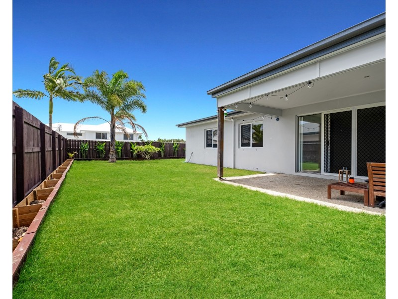 1/16 Pepperberry Circuit, Peregian Springs QLD 4573