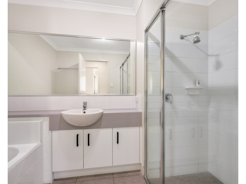 1/37 Ruby Crescent, Meridan Plains QLD 4551