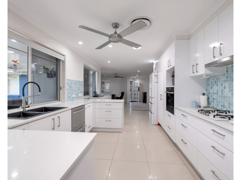 30 Satinash Place, Mudjimba QLD 4564