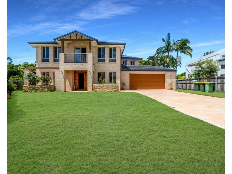 37 Satinash Place, Mudjimba QLD 4564